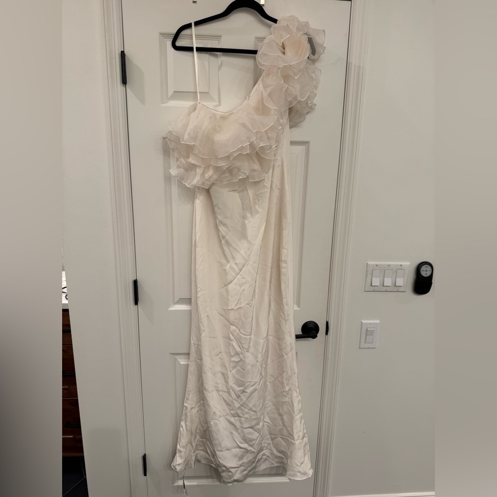 Marchesa Notte Ivory Silk One Shoulder Floral Flower Top Maxi Dress Gown size 12